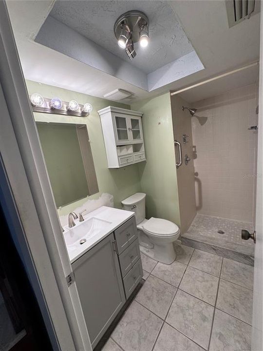 En Venta: $184,900 (2 camas, 2 baños, 1060 Pies cuadrados)