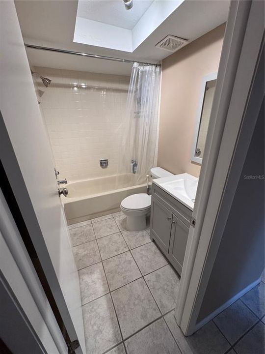 En Venta: $184,900 (2 camas, 2 baños, 1060 Pies cuadrados)