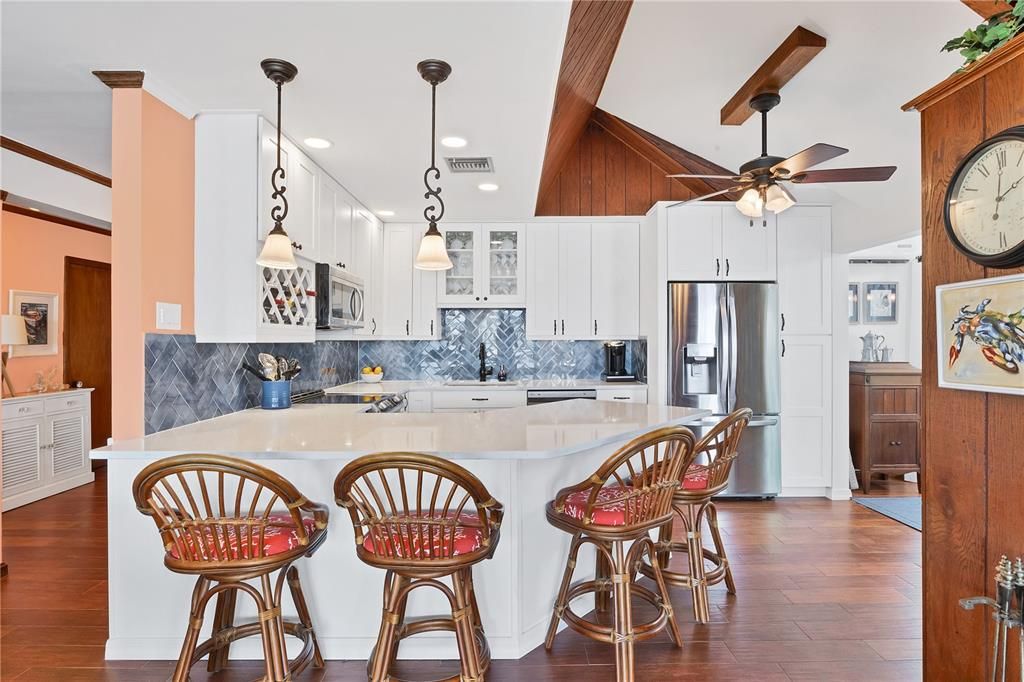 En Venta: $1,175,000 (4 camas, 3 baños, 2292 Pies cuadrados)