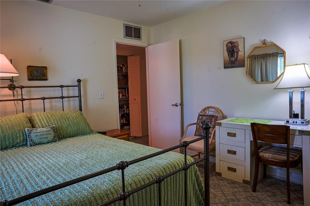 Activo con contrato: $169,000 (2 camas, 2 baños, 1332 Pies cuadrados)