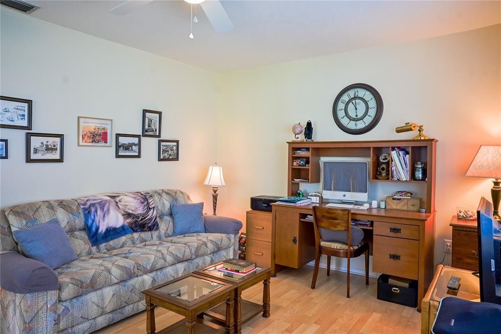Activo con contrato: $169,000 (2 camas, 2 baños, 1332 Pies cuadrados)