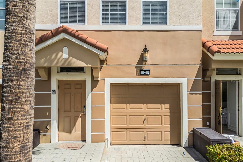 Active With Contract: $475,000 (3 beds, 3 baths, 1741 Square Feet)