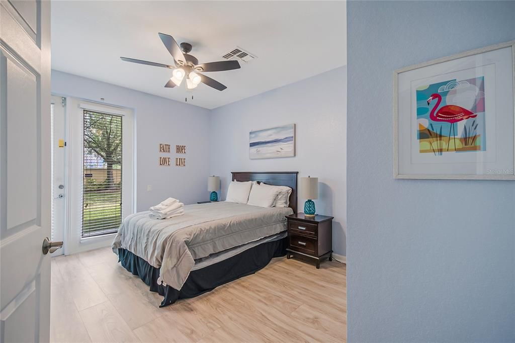 Active With Contract: $475,000 (3 beds, 3 baths, 1741 Square Feet)
