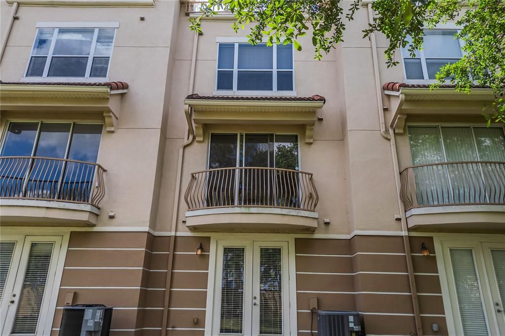 Active With Contract: $475,000 (3 beds, 3 baths, 1741 Square Feet)
