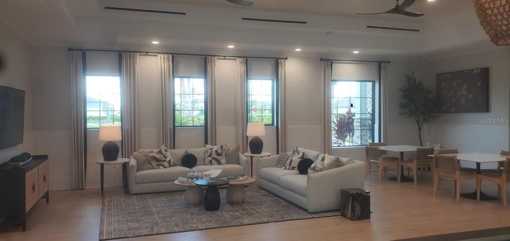 En Venta: $225,900 (3 camas, 2 baños, 1760 Pies cuadrados)