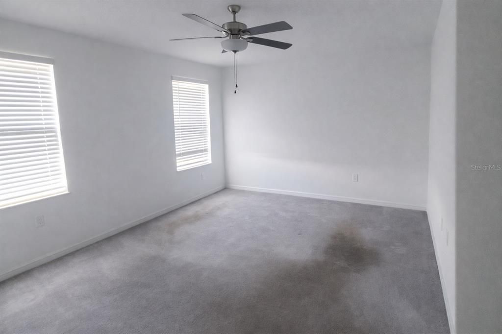 En Venta: $225,900 (3 camas, 2 baños, 1760 Pies cuadrados)