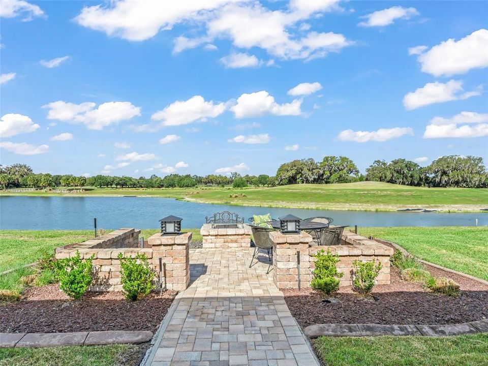 For Sale: $1,425,000 (3 beds, 2 baths, 2581 Square Feet)