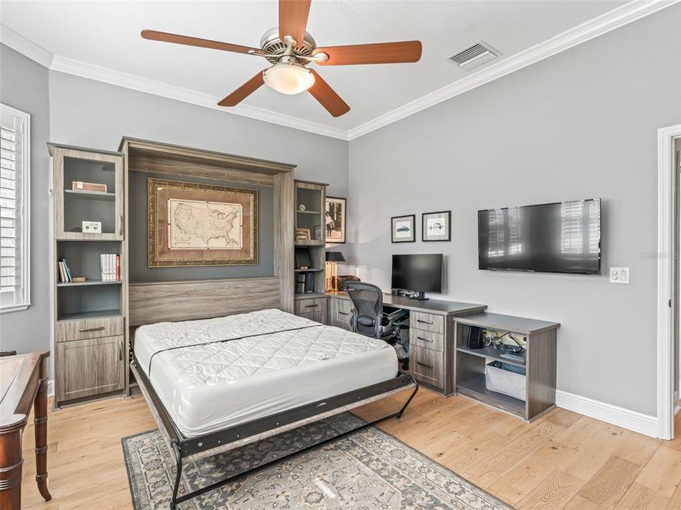 For Sale: $1,425,000 (3 beds, 2 baths, 2581 Square Feet)