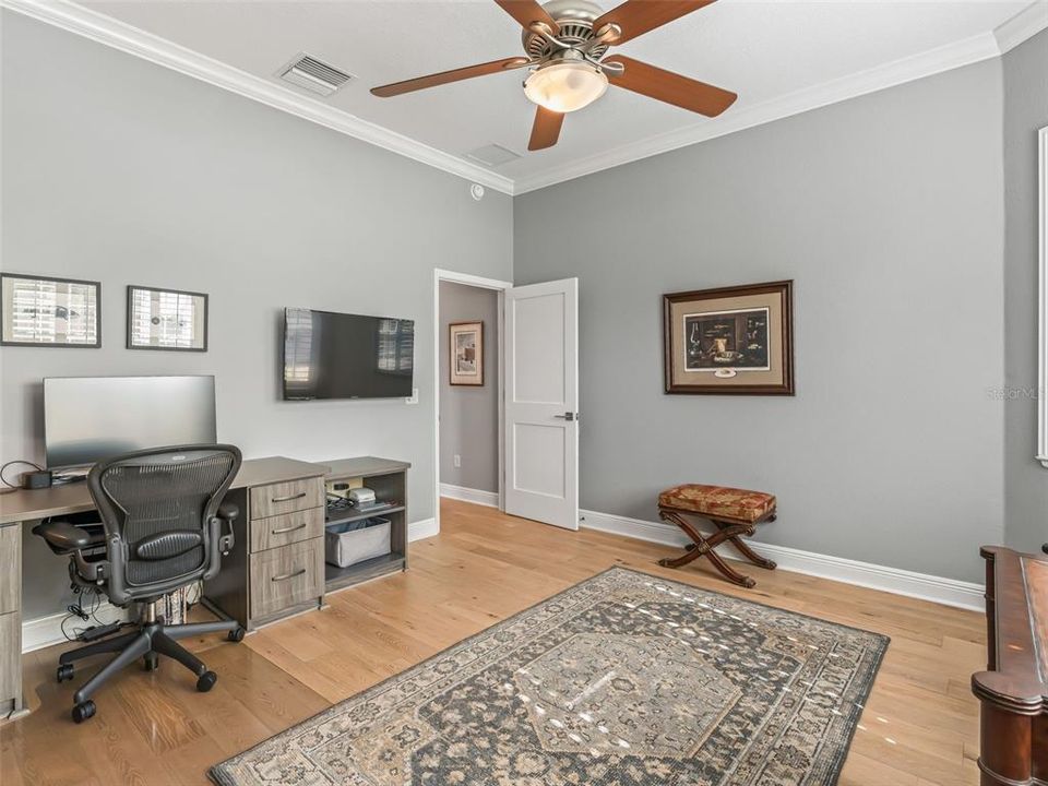 For Sale: $1,425,000 (3 beds, 2 baths, 2581 Square Feet)
