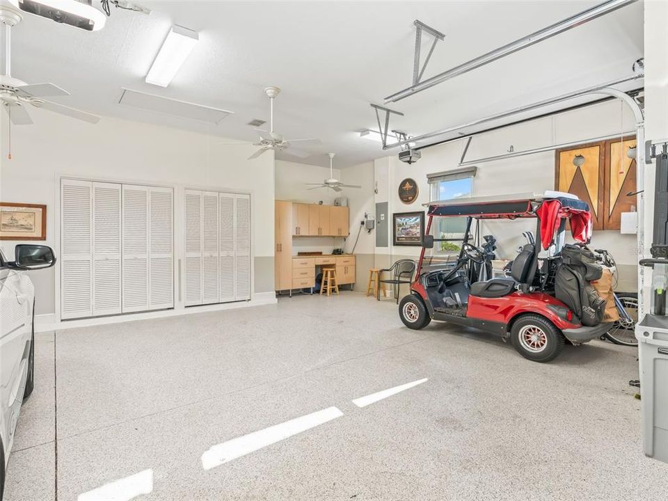 For Sale: $1,425,000 (3 beds, 2 baths, 2581 Square Feet)