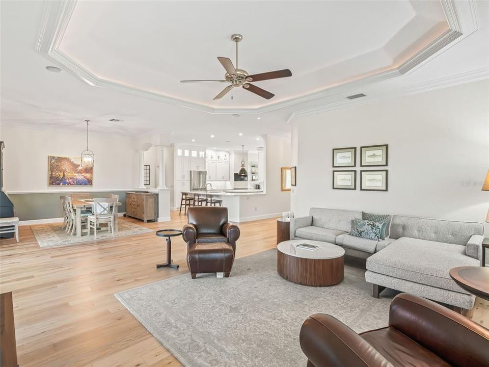 For Sale: $1,425,000 (3 beds, 2 baths, 2581 Square Feet)