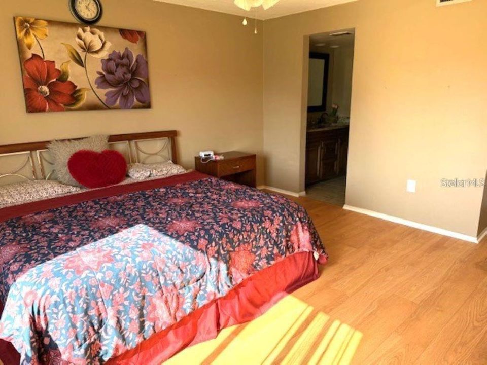 En Renta: $1,795 (2 camas, 2 baños, 1094 Pies cuadrados)