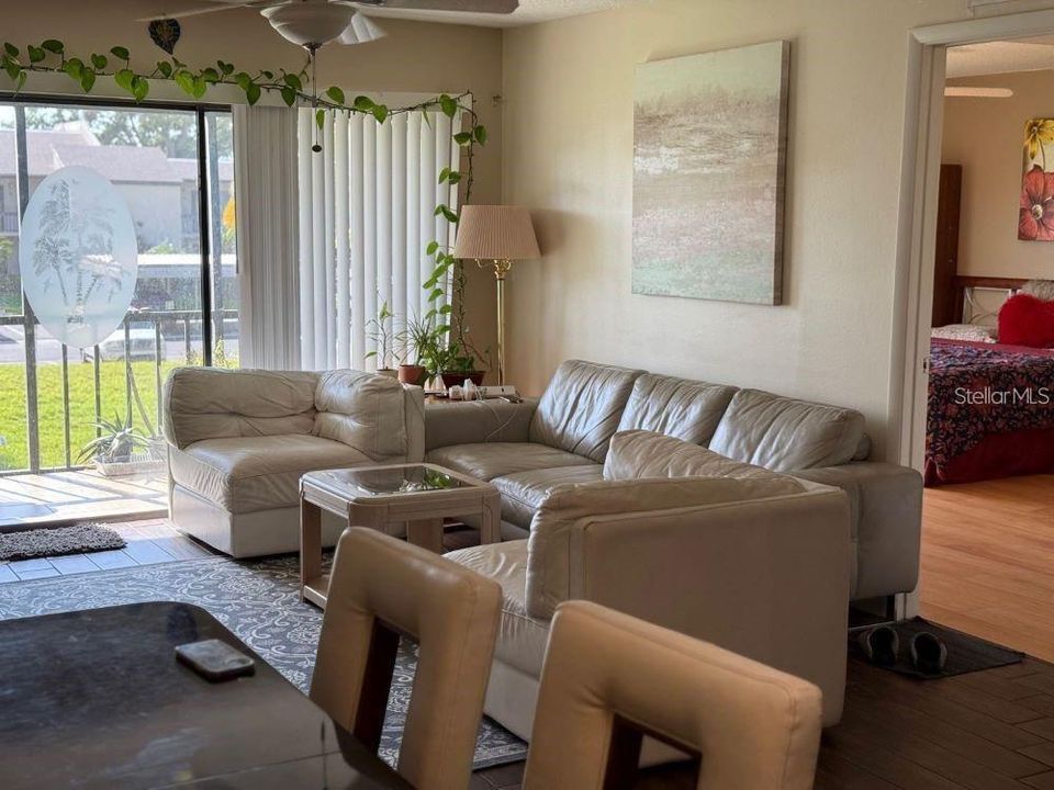 En Renta: $1,795 (2 camas, 2 baños, 1094 Pies cuadrados)