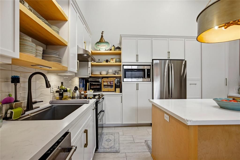 En Venta: $249,900 (3 camas, 2 baños, 1450 Pies cuadrados)