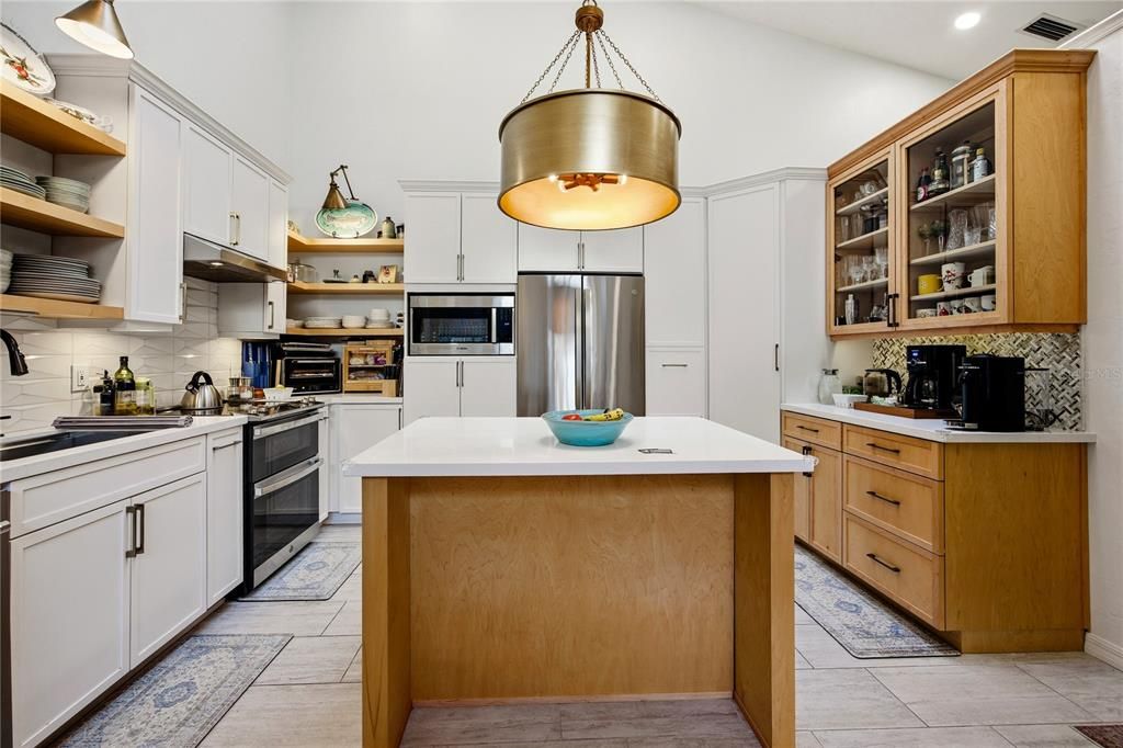 En Venta: $249,900 (3 camas, 2 baños, 1450 Pies cuadrados)