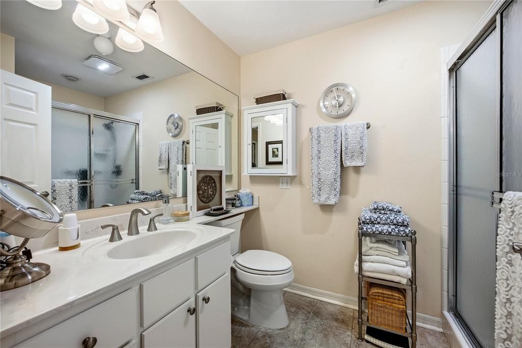 En Venta: $249,900 (3 camas, 2 baños, 1450 Pies cuadrados)