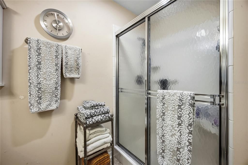 En Venta: $249,900 (3 camas, 2 baños, 1450 Pies cuadrados)