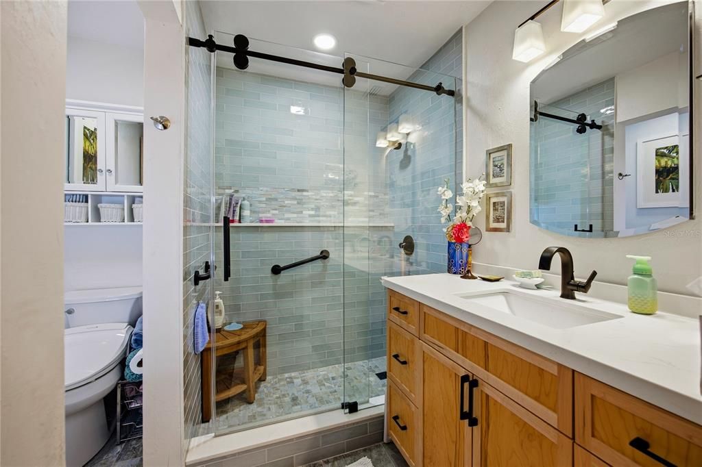 En Venta: $249,900 (3 camas, 2 baños, 1450 Pies cuadrados)