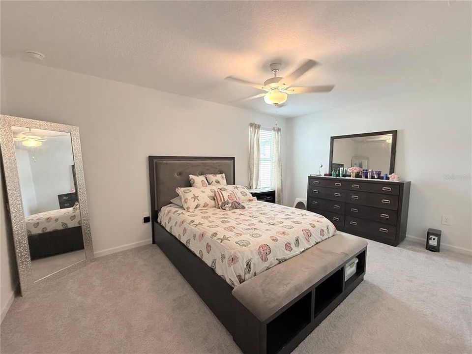 Activo con contrato: $228,000 (3 camas, 2 baños, 1264 Pies cuadrados)