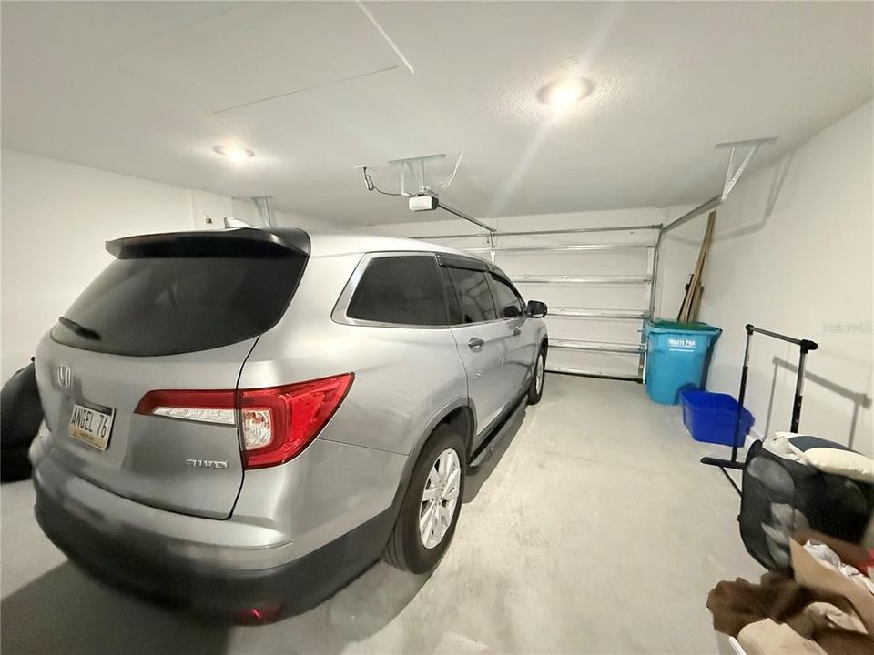 Activo con contrato: $228,000 (3 camas, 2 baños, 1264 Pies cuadrados)