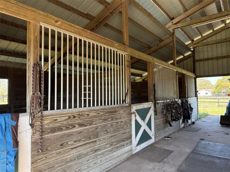 For Sale: $998,000 (1.07 acres)