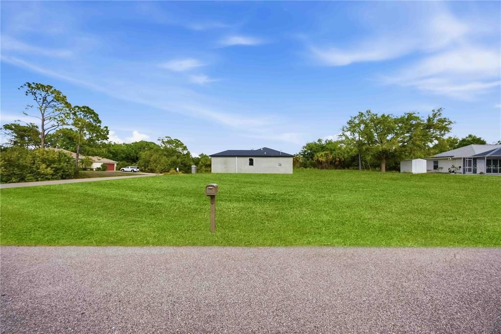 En Venta: $33,000 (0.27 acres)