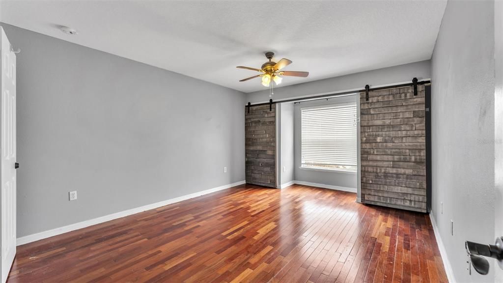 Active With Contract: $569,000 (7 beds, 4 baths, 3988 Square Feet)