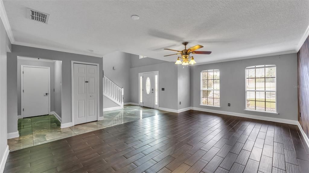 Active With Contract: $569,000 (7 beds, 4 baths, 3988 Square Feet)