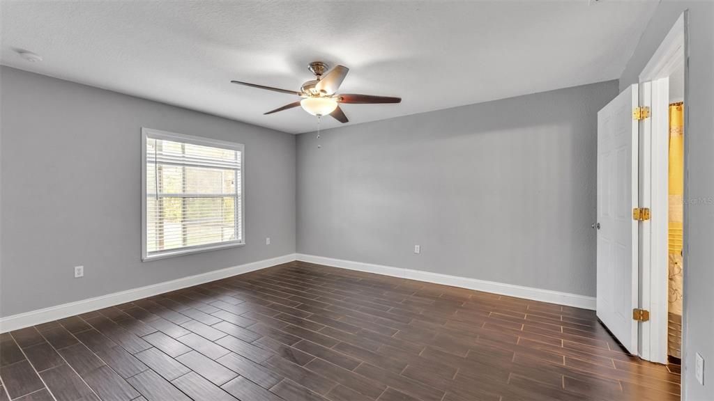 Active With Contract: $569,000 (7 beds, 4 baths, 3988 Square Feet)