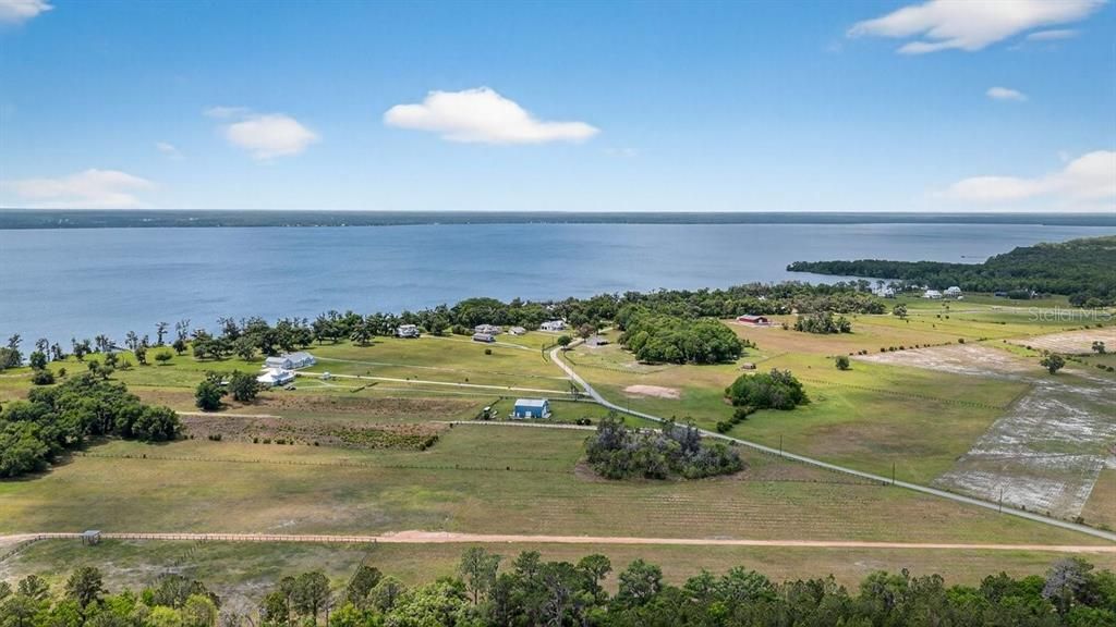 На продажу: $475,000 (10.50 acres)