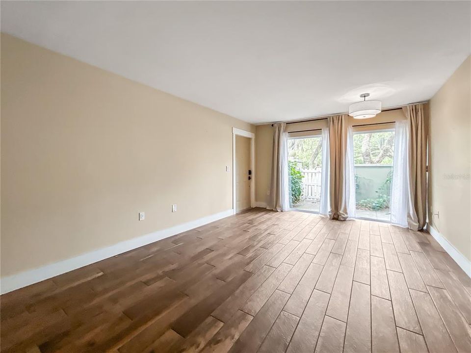 En Venta: $159,000 (2 camas, 1 baños, 1104 Pies cuadrados)