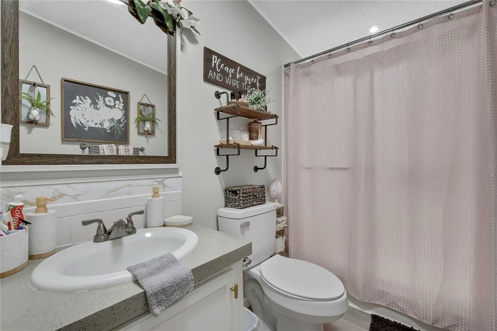 For Sale: $299,900 (3 beds, 3 baths, 2432 Square Feet)