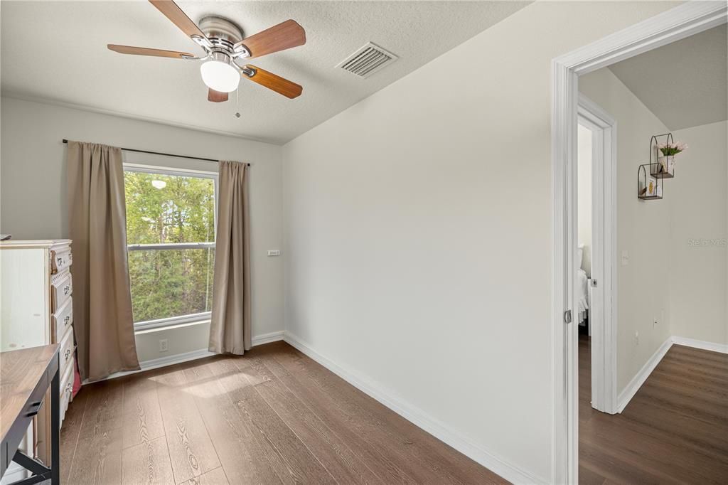 Active With Contract: $515,000 (2 beds, 2 baths, 800 Square Feet)