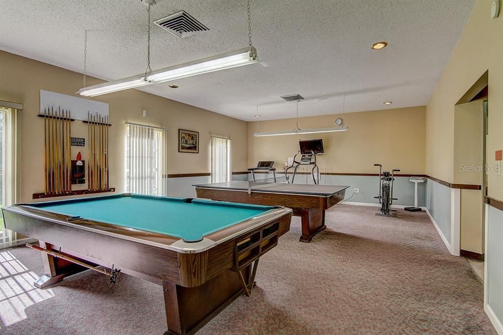 For Rent: $1,350 (1 beds, 1 baths, 646 Square Feet)