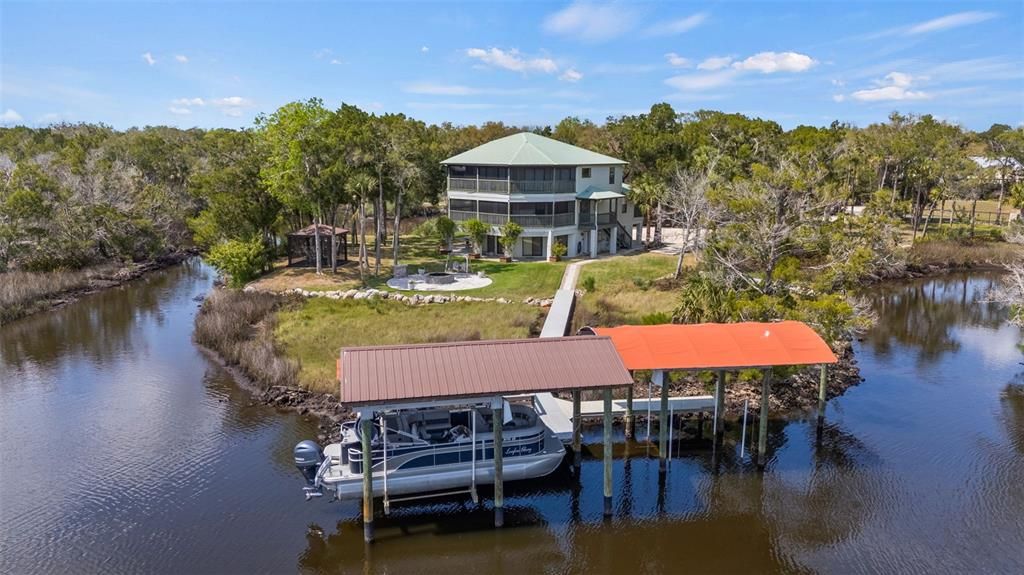 For Sale: $1,278,000 (5 beds, 4 baths, 2988 Square Feet)