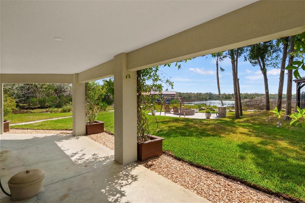 For Sale: $1,278,000 (5 beds, 4 baths, 2988 Square Feet)