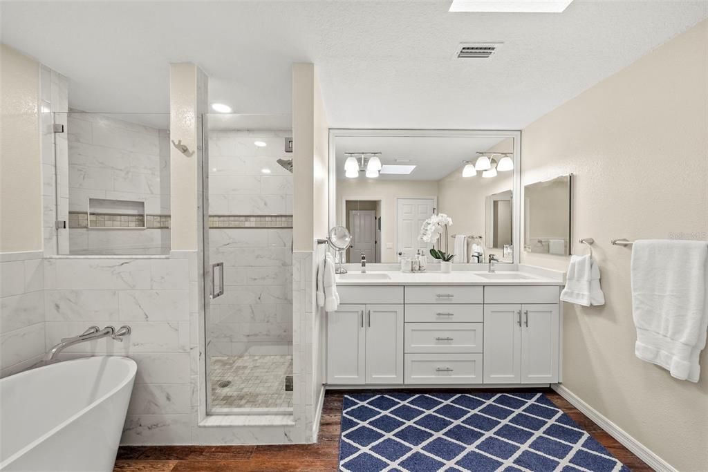 For Sale: $1,278,000 (5 beds, 4 baths, 2988 Square Feet)