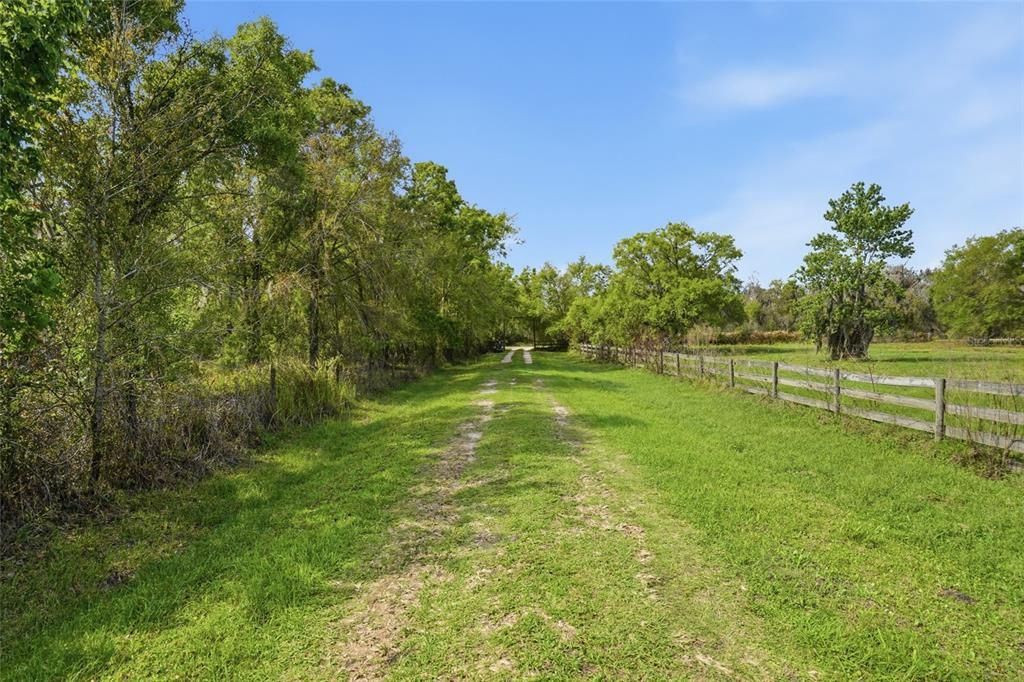 For Sale: $1,400,000 (20.02 acres)