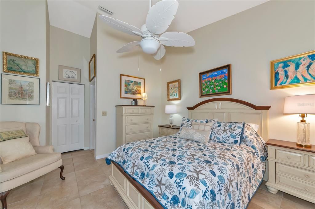 Activo con contrato: $339,900 (2 camas, 2 baños, 1334 Pies cuadrados)