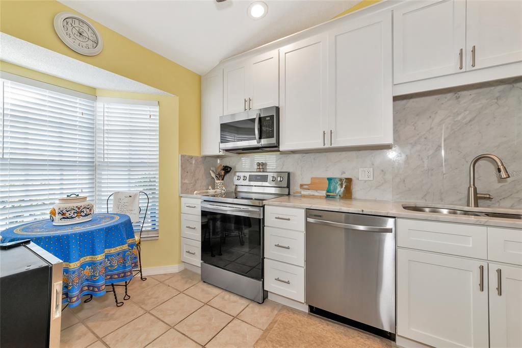 Activo con contrato: $339,900 (2 camas, 2 baños, 1334 Pies cuadrados)
