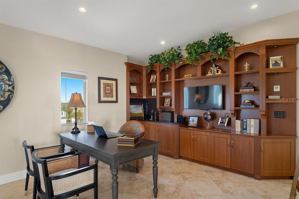 En Venta: $3,200,000 (4 camas, 4 baños, 4566 Pies cuadrados)
