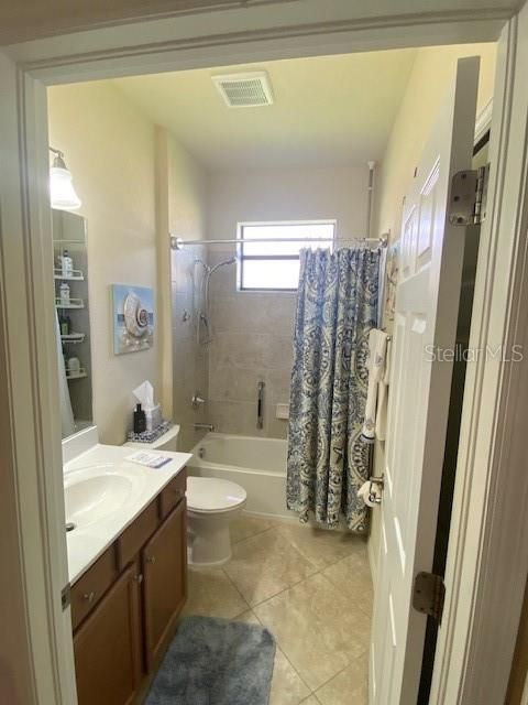 For Rent: $3,500 (3 beds, 2 baths, 1387 Square Feet)