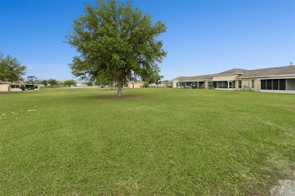 For Sale: $93,900 (1 beds, 1 baths, 648 Square Feet)