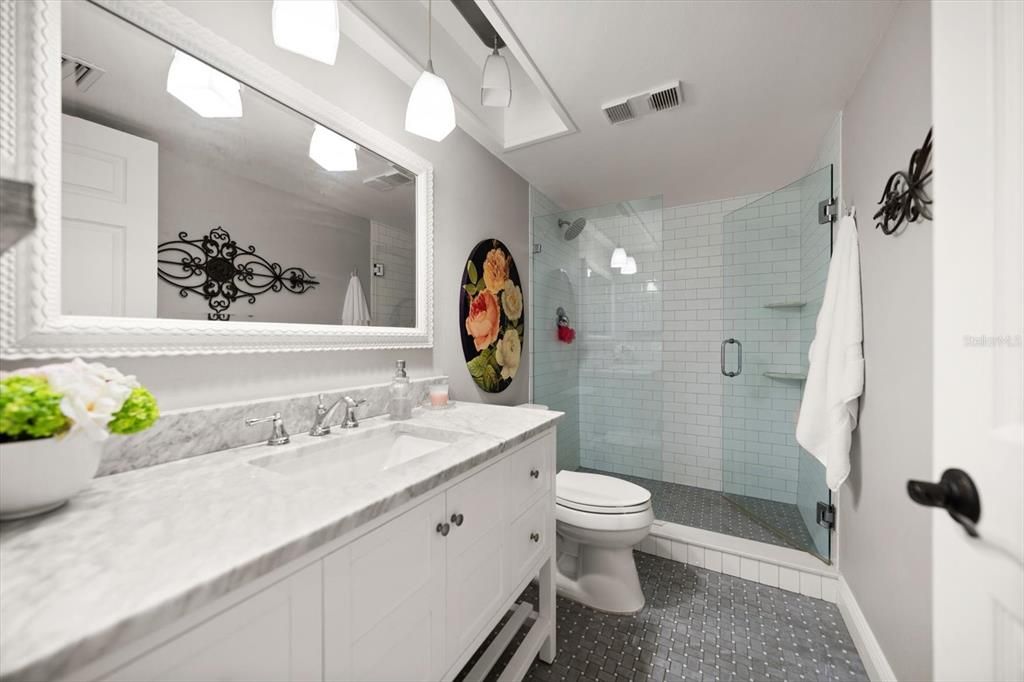 Activo con contrato: $759,000 (2 camas, 2 baños, 1330 Pies cuadrados)