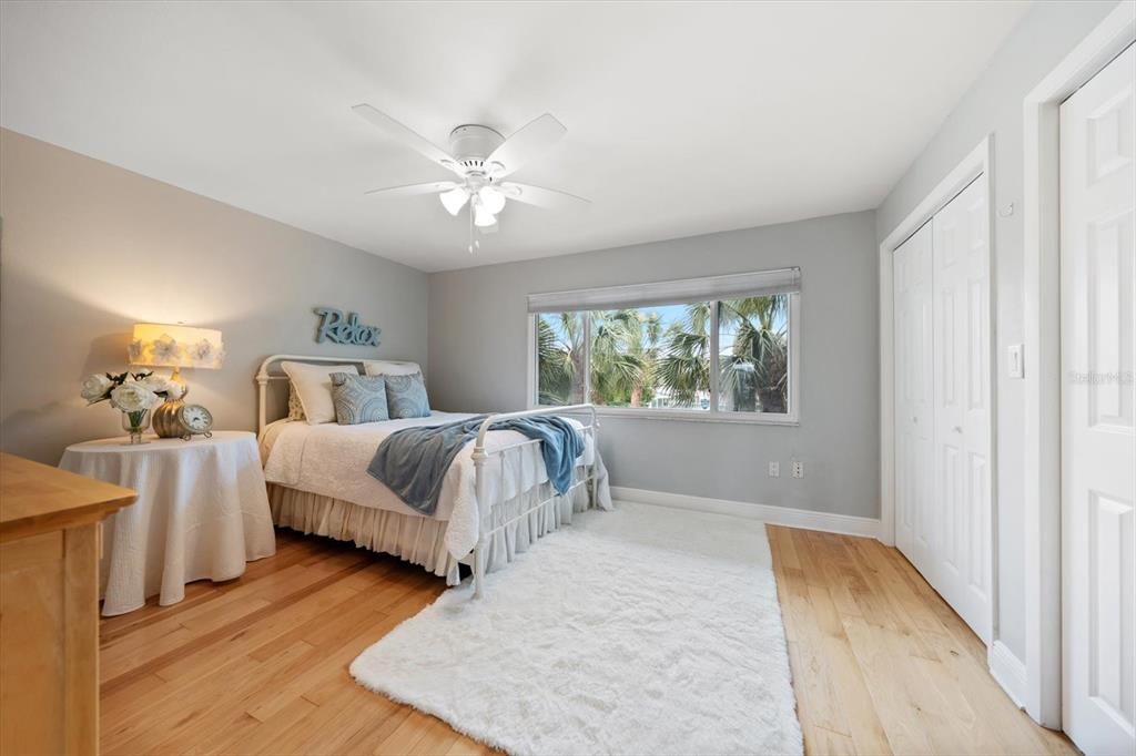 Activo con contrato: $759,000 (2 camas, 2 baños, 1330 Pies cuadrados)