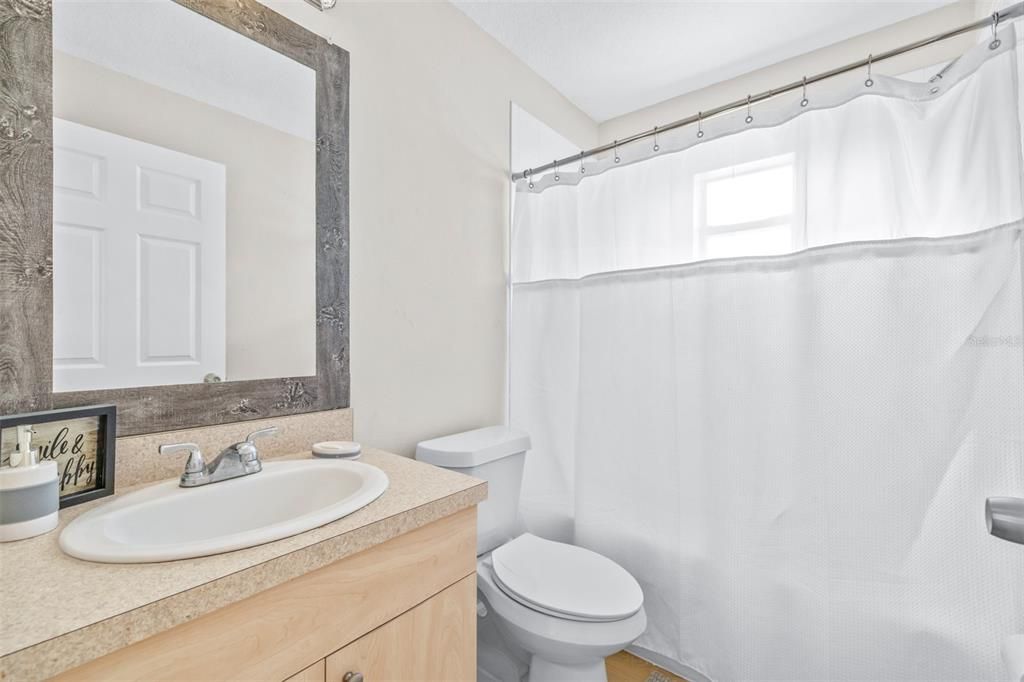 Active With Contract: $375,000 (3 beds, 2 baths, 1136 Square Feet)