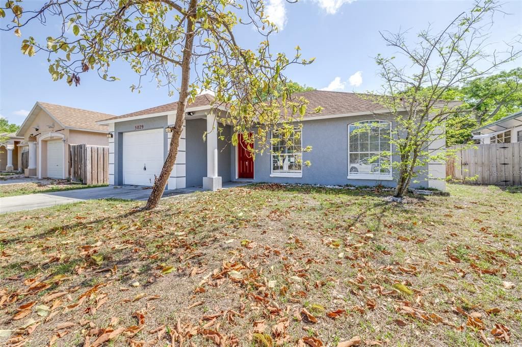 Active With Contract: $375,000 (3 beds, 2 baths, 1136 Square Feet)