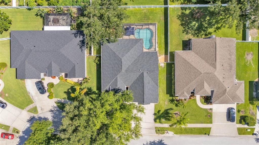 Active With Contract: $564,900 (5 beds, 3 baths, 2704 Square Feet)