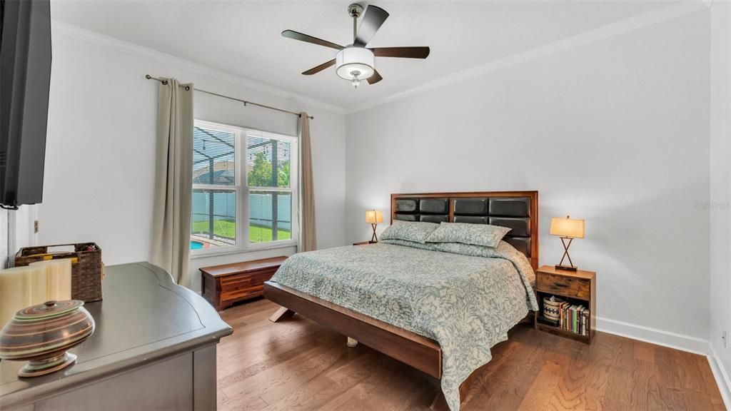 Active With Contract: $564,900 (5 beds, 3 baths, 2704 Square Feet)