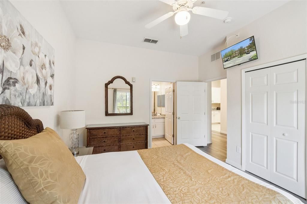 En Venta: $219,000 (3 camas, 2 baños, 1227 Pies cuadrados)